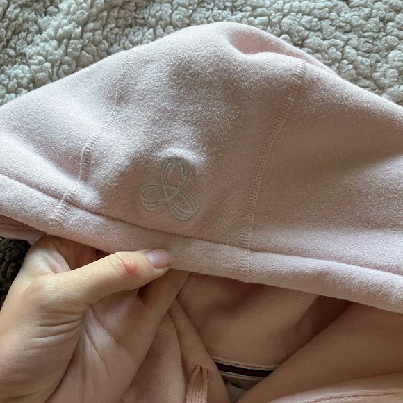 Light pink TNA hoodie sweater - Picture 3 of 4
